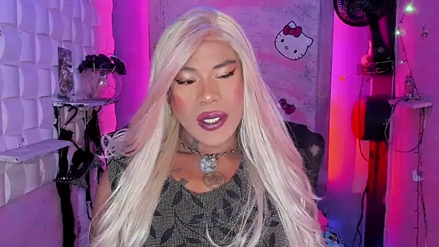 tsviolett online show from 03/21/25, 06:18