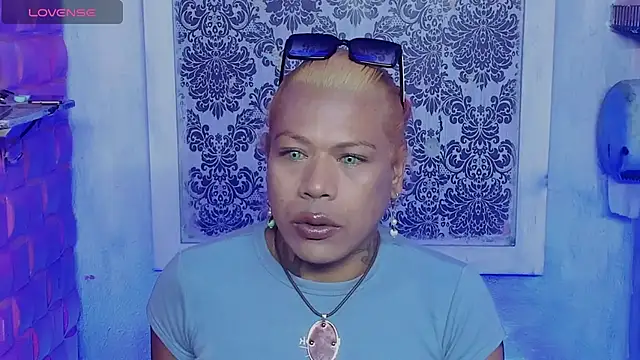 tsviolett online show from 12/02/25, 06:25