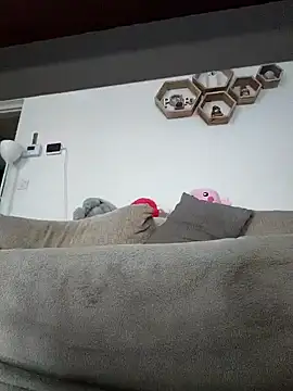 Bigcock18100 online show from 03/28/26, 09:31