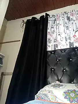 NIKOLE1301 online show from 02/08/25, 10:51