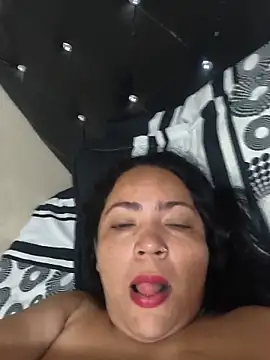 NIKOLE1301 online show from 06/18/26, 02:21