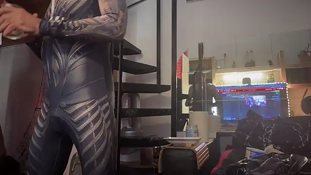 Snapshot of Sportparis4 chatting on 09/10/25, 12:43 Sportparis4 online show from 09/10/25, 12:43