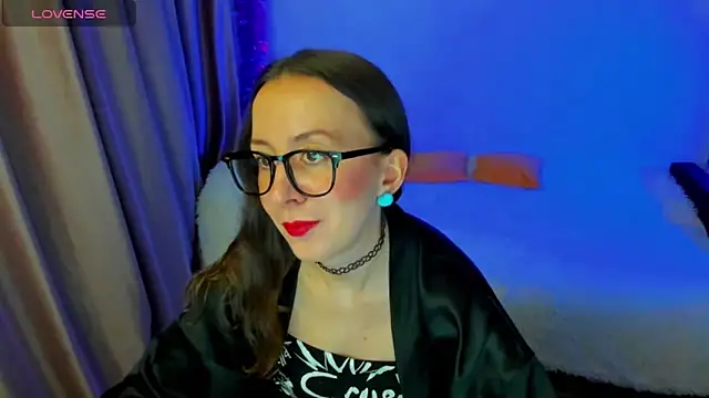 Snapshot of CurlySteph chatting on 02/07/26, 09:18 CurlySteph online show from 02/07/26, 09:18