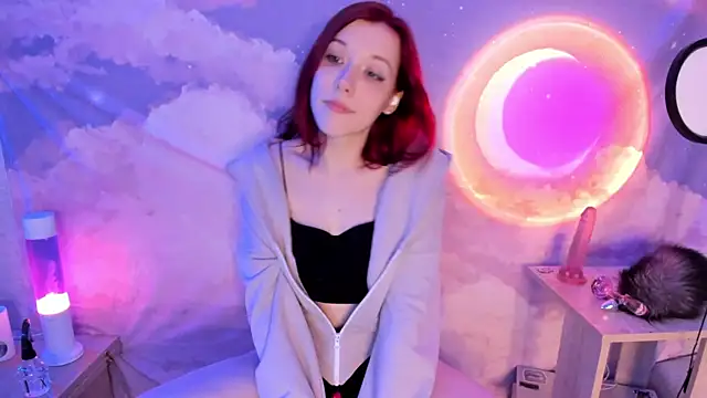 YunaPeace online show from 04/22/26, 09:38