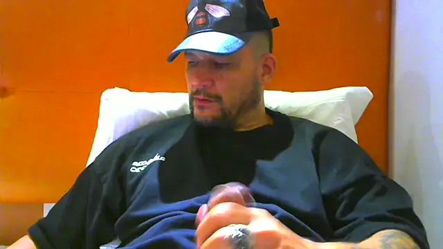 altenori112 online show from 10/25/25, 02:08