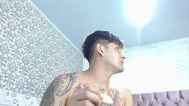 Dona and Carl online show from 03/16/25, 02:53