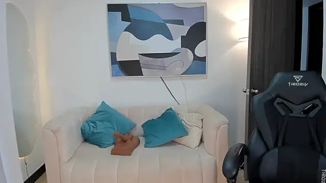 SaraParker  online show from 01/06/26, 01:15