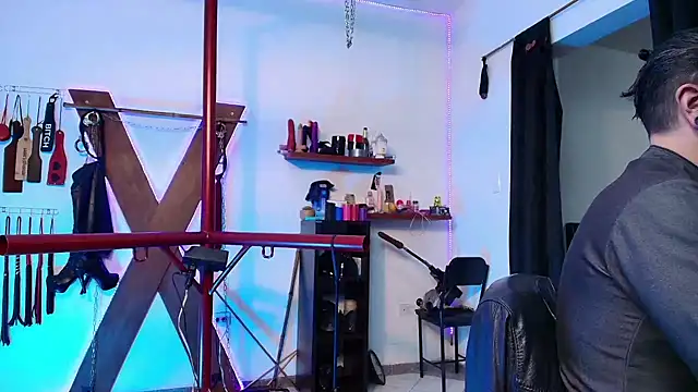 boy n girl online show from 12/22/24, 10:38