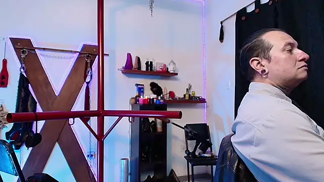 boy n girl online show from 01/31/25, 12:51