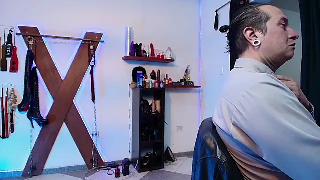 boy n girl online show from 02/15/25, 09:05