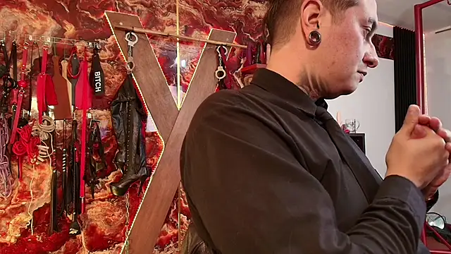 boy n girl online show from 03/17/25, 11:00