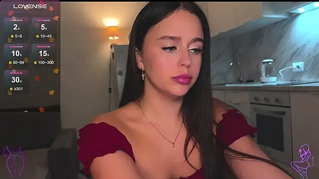 Megan Nilson online show from 12/06/24, 08:18