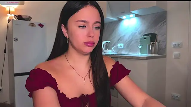 Megan Nilson online show from 01/05/25, 01:03