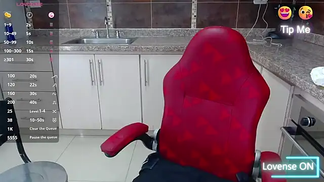 Kerly Doll online show from 03/02/25, 01:04