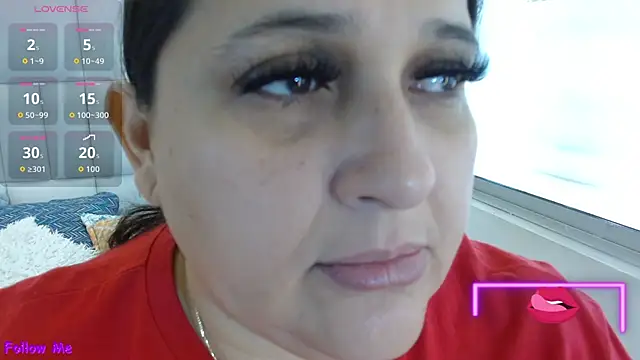 Kerly Doll online show from 11/28/25, 03:04