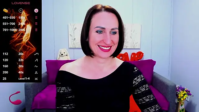 Nia Smithh online show from 02/20/25, 01:19