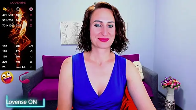 Nia Smithh online show from 09/24/25, 12:19