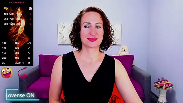 Nia Smithh online show from 09/27/25, 05:34