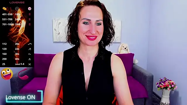 Nia Smithh online show from 10/04/25, 05:38