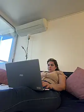 Snapshot of nurse_becky chatting on 02/04/26, 03:29 nurse becky online show from 02/04/26, 03:29