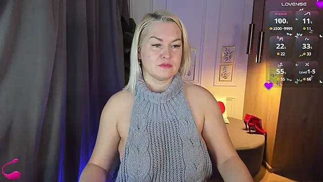 YolandaKiss online show from 03/18/25, 08:26