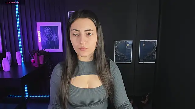 KylieMellow online show from 02/22/25, 05:44