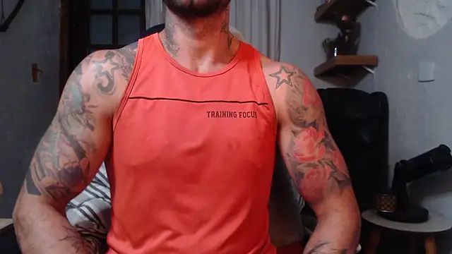 Snapshot of BarucRj chatting on 10/24/25, 02:08 BarucRj online show from 10/24/25, 02:08