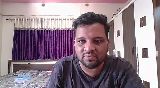 dhruv love online show from 02/21/25, 11:22