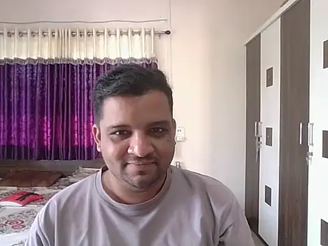 dhruv love online show from 10/15/25, 04:23