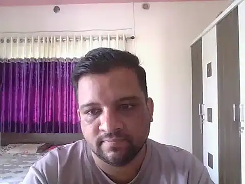 dhruv love online show from 10/24/25, 03:58