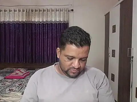 dhruv love online show from 04/15/26, 12:12