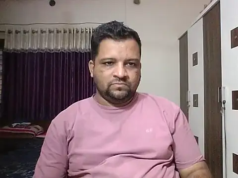 dhruv love online show from 04/18/26, 12:31