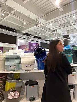 Alyshanon18 online show from 04/02/26, 09:01