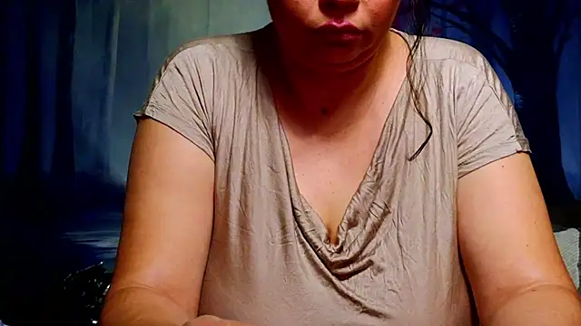 ElizabethEven online show from 02/17/26, 08:37