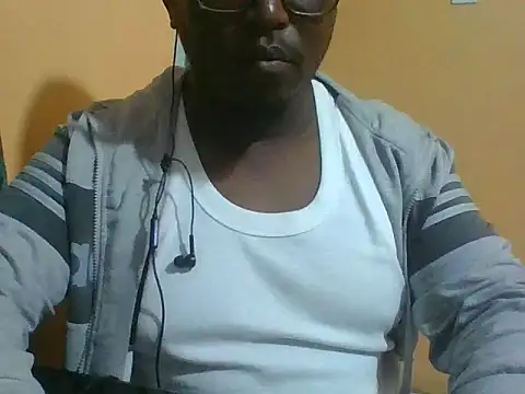 Snapshot of honeyswit chatting on 05/25/26, 10:27 honeyswit online show from 05/25/26, 10:27
