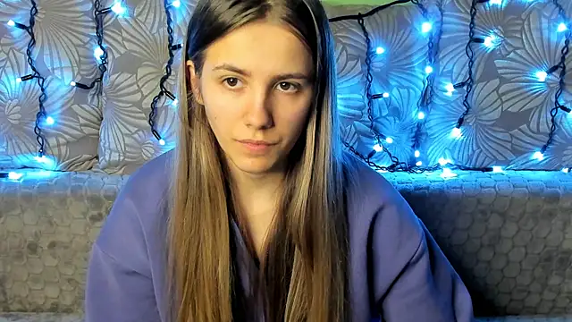 MaggieCake online show from 12/15/24, 12:40