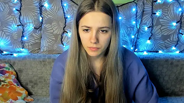 MaggieCake online show from 12/17/24, 04:12