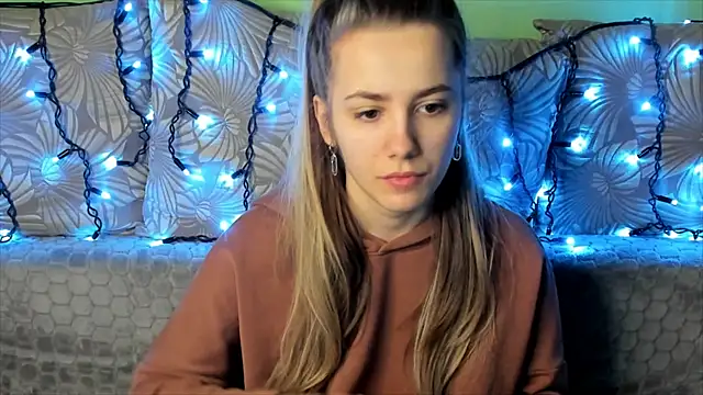 MaggieCake online show from 01/05/25, 06:02