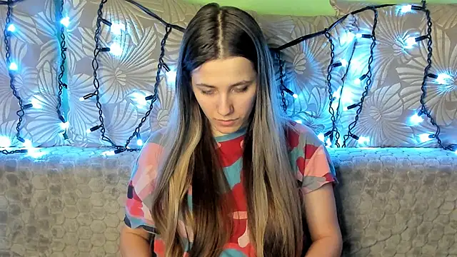 MaggieCake online show from 02/16/25, 01:47