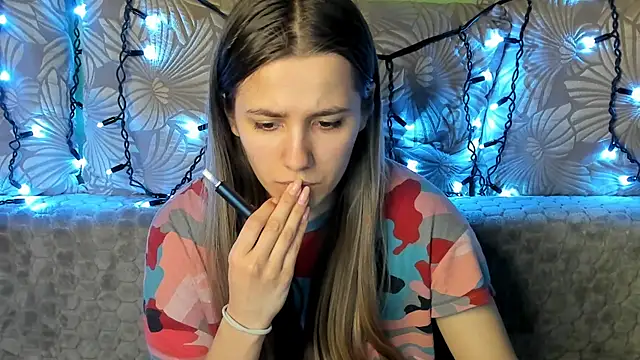 MaggieCake online show from 02/16/25, 04:53