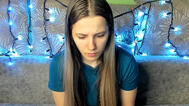 MaggieCake online show from 02/17/25, 03:15