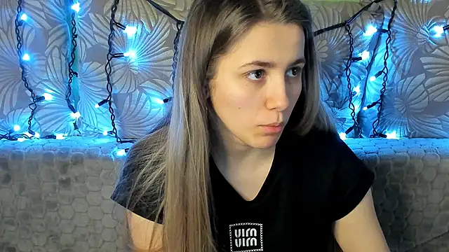 MaggieCake online show from 02/23/25, 08:49