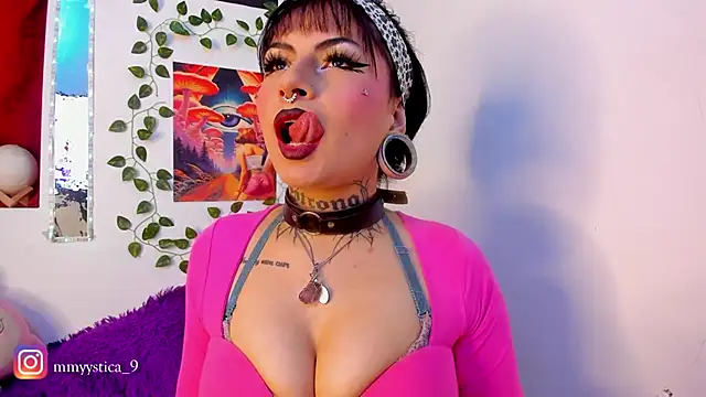 Rainnbow  online show from 02/04/26, 04:29