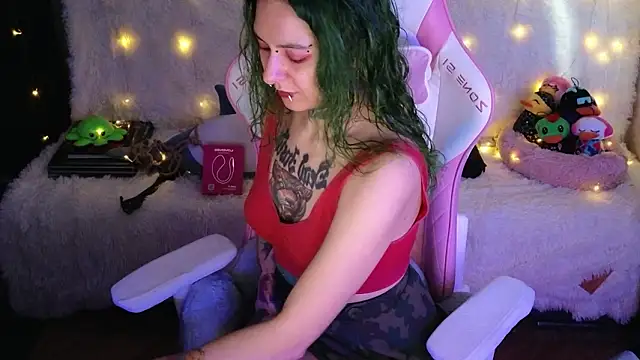 Ginger Stay online show from 03/15/26, 09:15