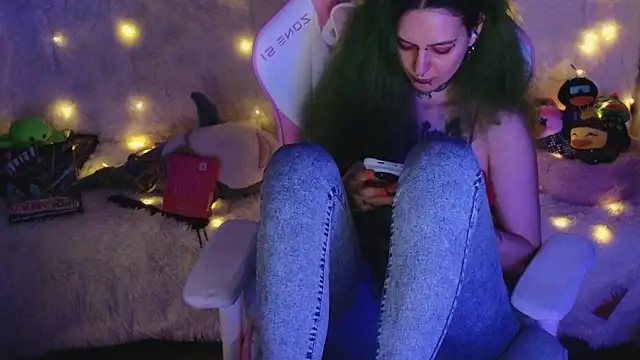 Ginger Stay online show from 03/28/26, 09:36