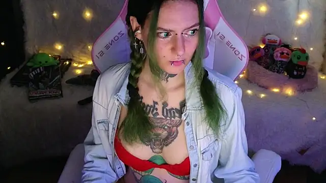 Ginger Stay online show from 04/13/26, 08:31