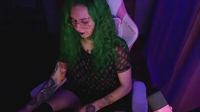 Ginger Stay online show from 05/27/26, 08:39