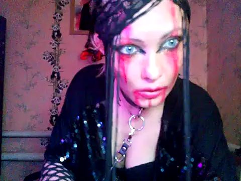 Snapshot of WildMissNiks chatting on 10/31/25, 10:16 WildMissNiks online show from 10/31/25, 10:16