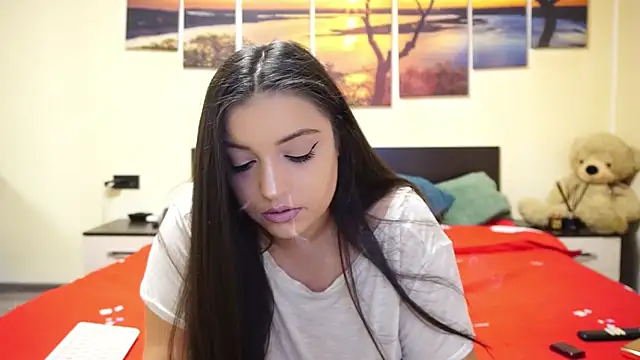 adelline online show from 12/15/25, 09:52