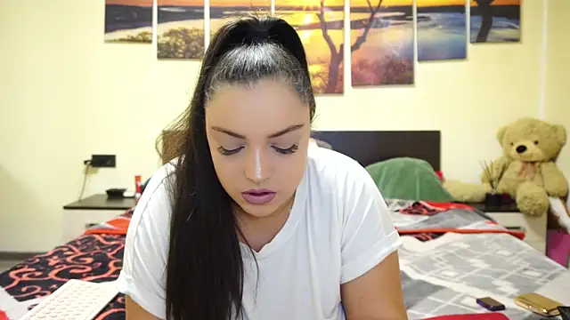 adelline online show from 01/06/26, 09:50